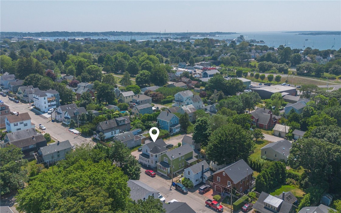 26 Prescott Hall Road Newport, RI 02840 - Photo 6 of 43