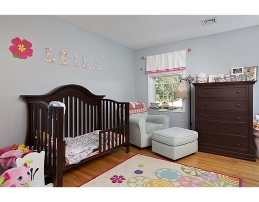 2 Nottingham Street Waltham, MA 02452 - Photo 8 of 13 Gallery Image 8