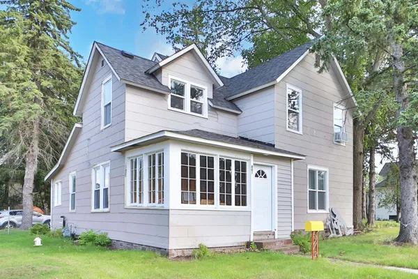 $194,900 | 801 South 6th Street, Brainerd, MN 56401