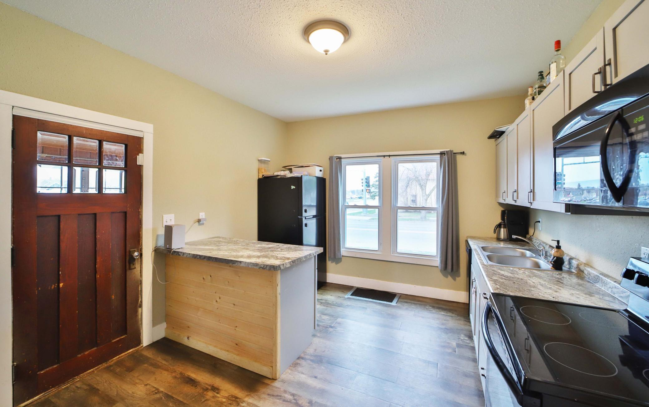 801 South 6th Street Brainerd, MN 56401 - Photo 3 of 35