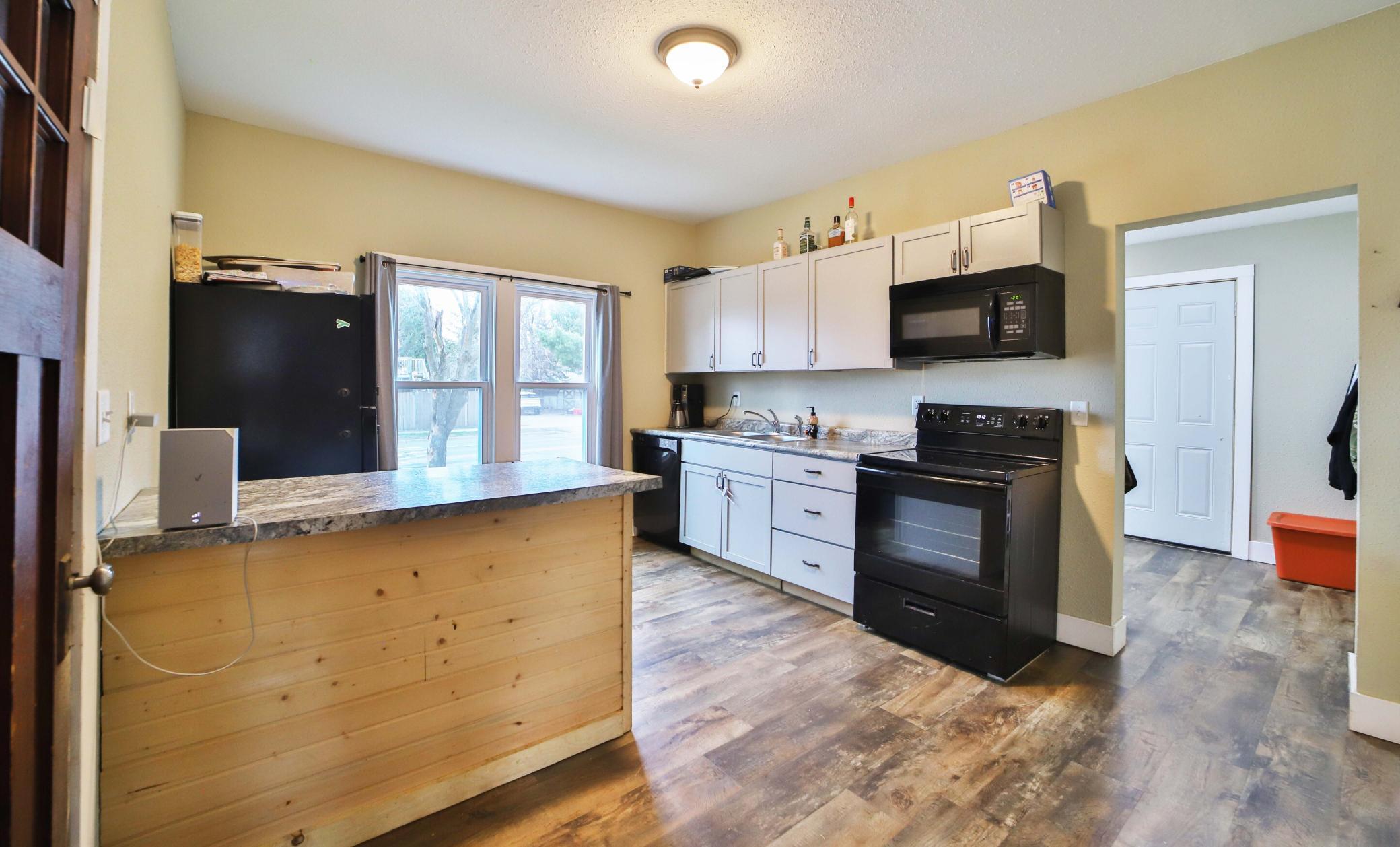 801 South 6th Street Brainerd, MN 56401 - Photo 5 of 35