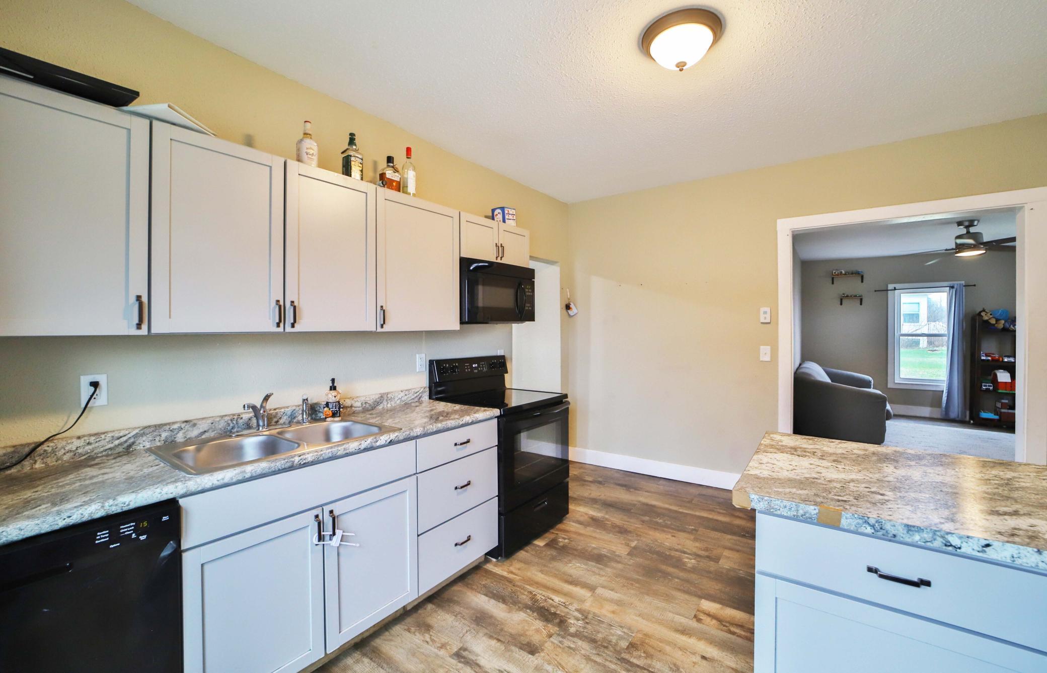 801 South 6th Street Brainerd, MN 56401 - Photo 7 of 35