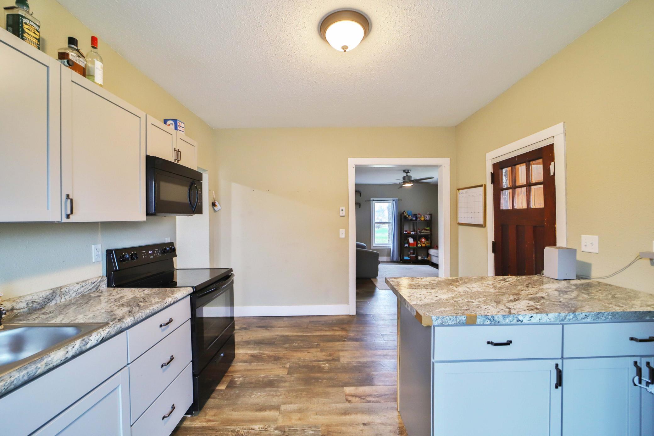 801 South 6th Street Brainerd, MN 56401 - Photo 8 of 35