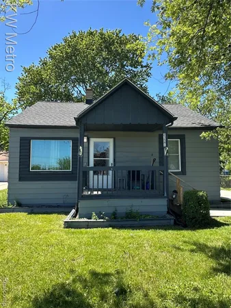 $115,000 | 23581 Wagner Avenue, Warren, MI 48089