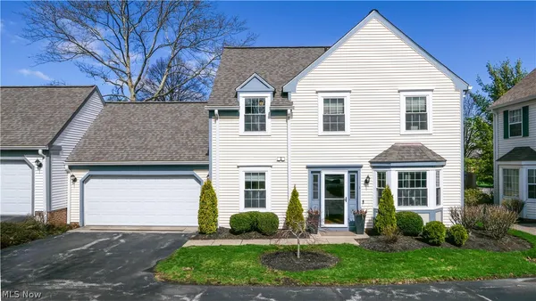 $495,000 | 3 Hudson Common Drive, Hudson, OH 44236