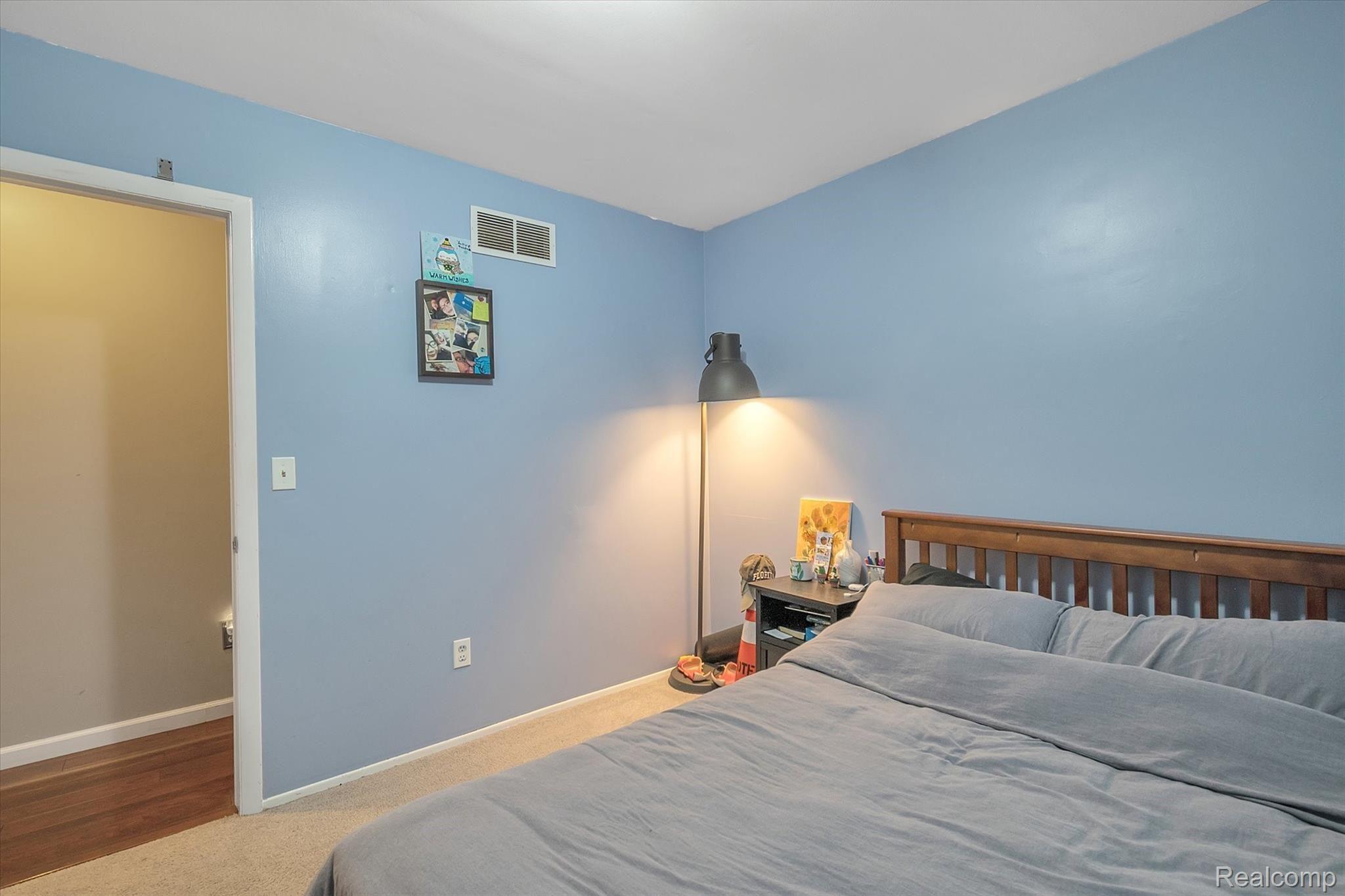 25850 Reeck Road Trenton, MI 48183 - Photo 18 of 31 18-25850-Reeck-Rd-WindowStill-Real-Estate-Photography-18.jpg