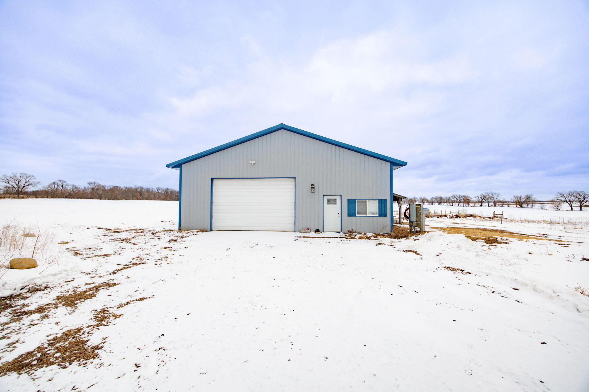 N2650 Hardscrabble Road Dousman, WI 53118 - Photo 8 of 18 40x56