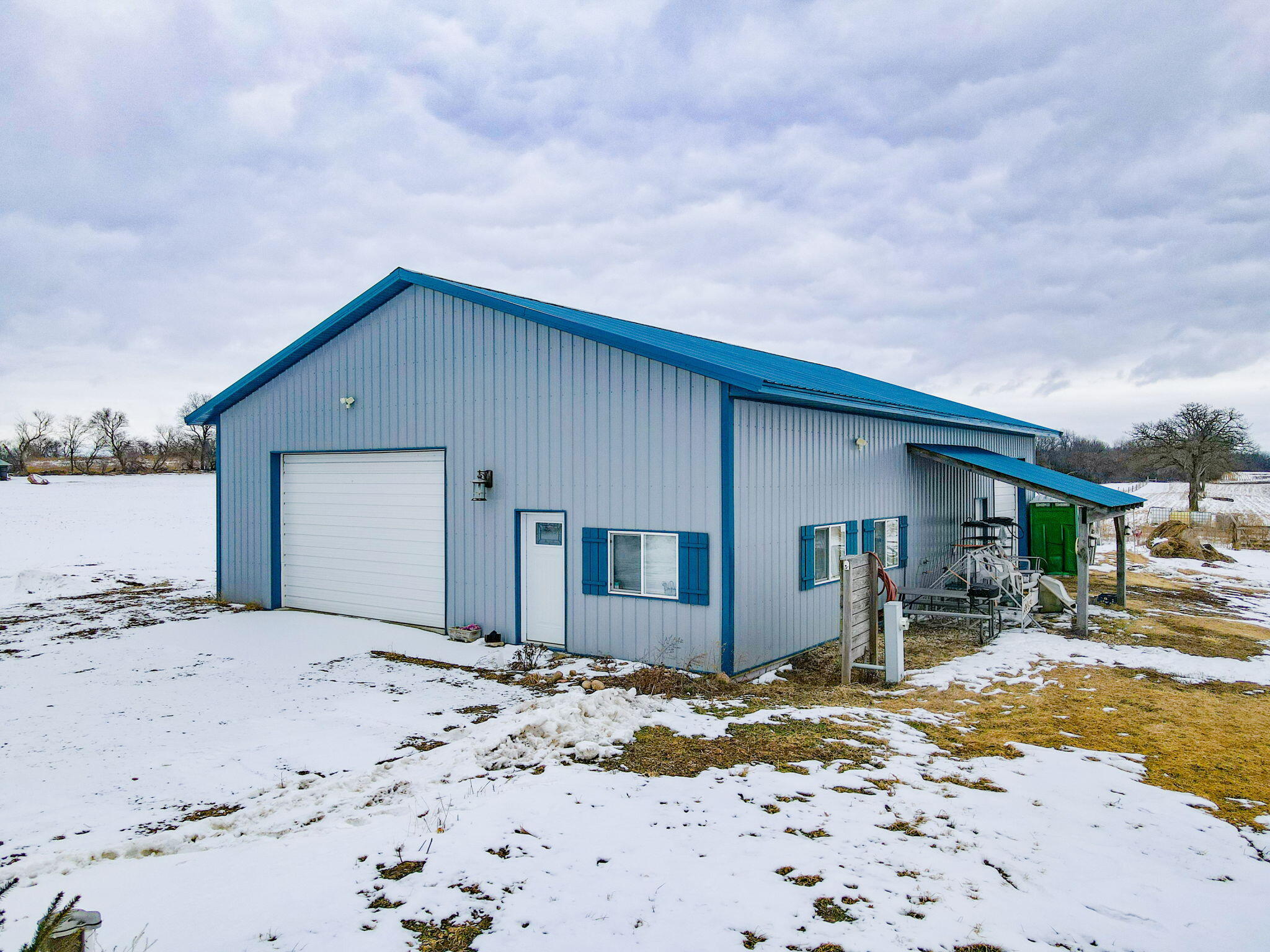 N2650 Hardscrabble Road Dousman, WI 53118 - Photo 9 of 18 Front 2