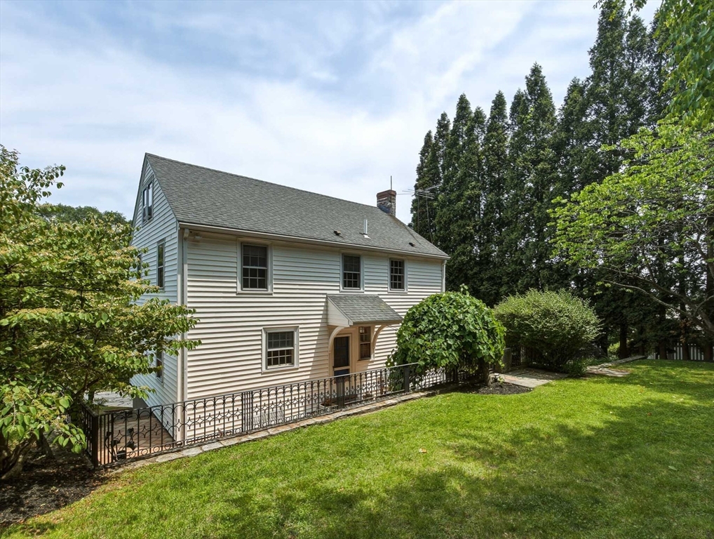10 Radcliffe Road Belmont, MA 02478 - Photo 2 of 41