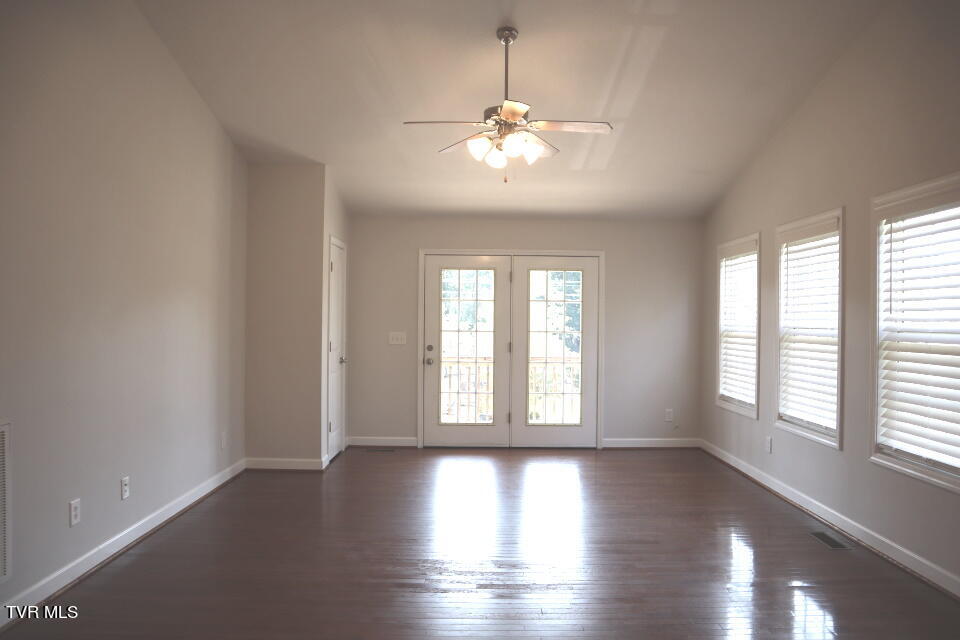 2908 Antioch Road Johnson City, TN 37604 - Photo 5 of 26 G Rm