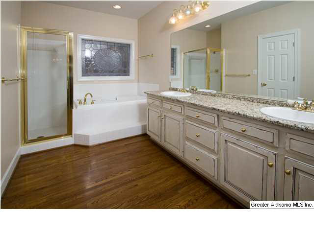 159 Windsor Lane Pelham, AL 35124 - Photo 15 of 31