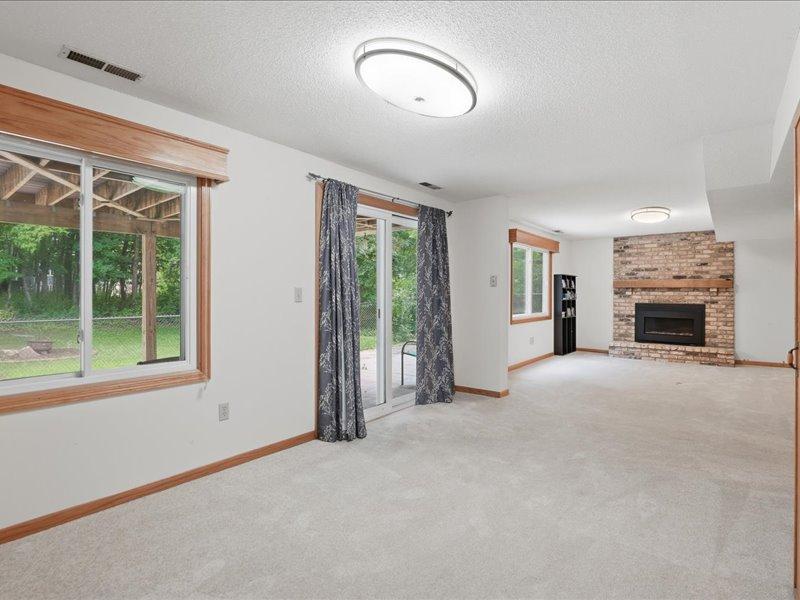 9331 Cedar Forest Road Eden Prairie, MN 55347 - Photo 32 of 41