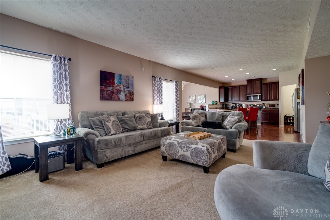 1663 South Branch Road Dayton, OH 45458 - Photo 6 of 41 Gallery Image 6