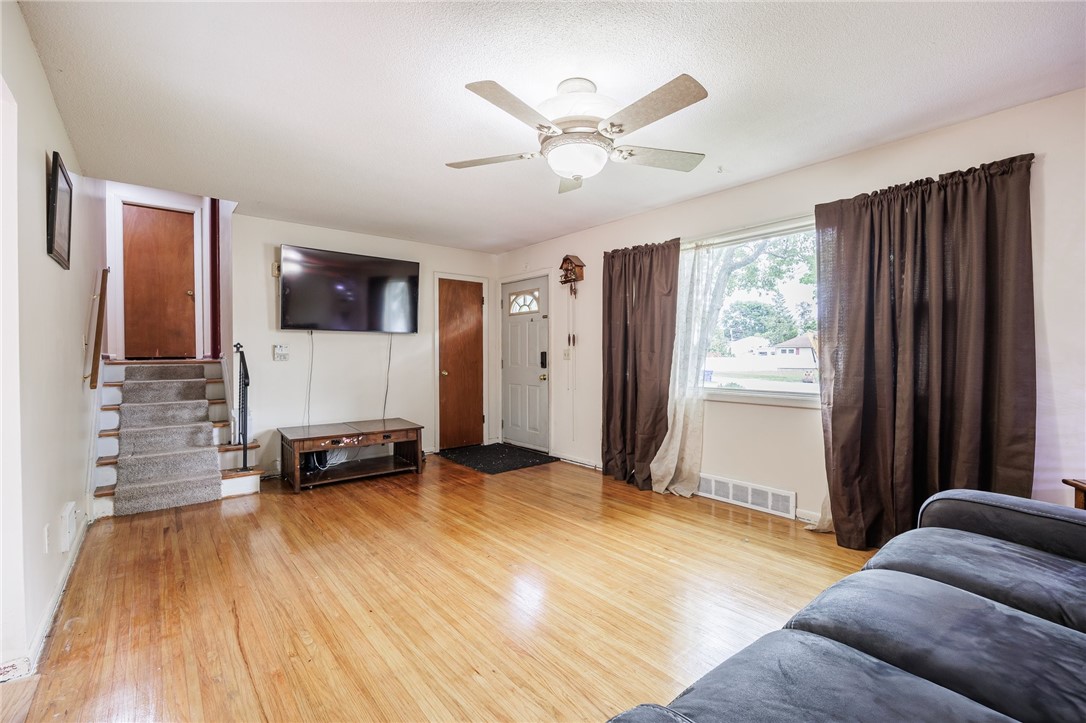 77 Chad Circle Greece, NY 14616 - Photo 7 of 34