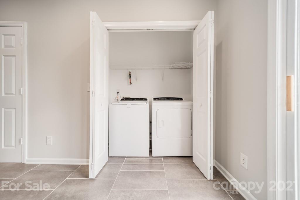 632 Raphael Place Charlotte, NC 28205 - Photo 18 of 37 a view of utility room