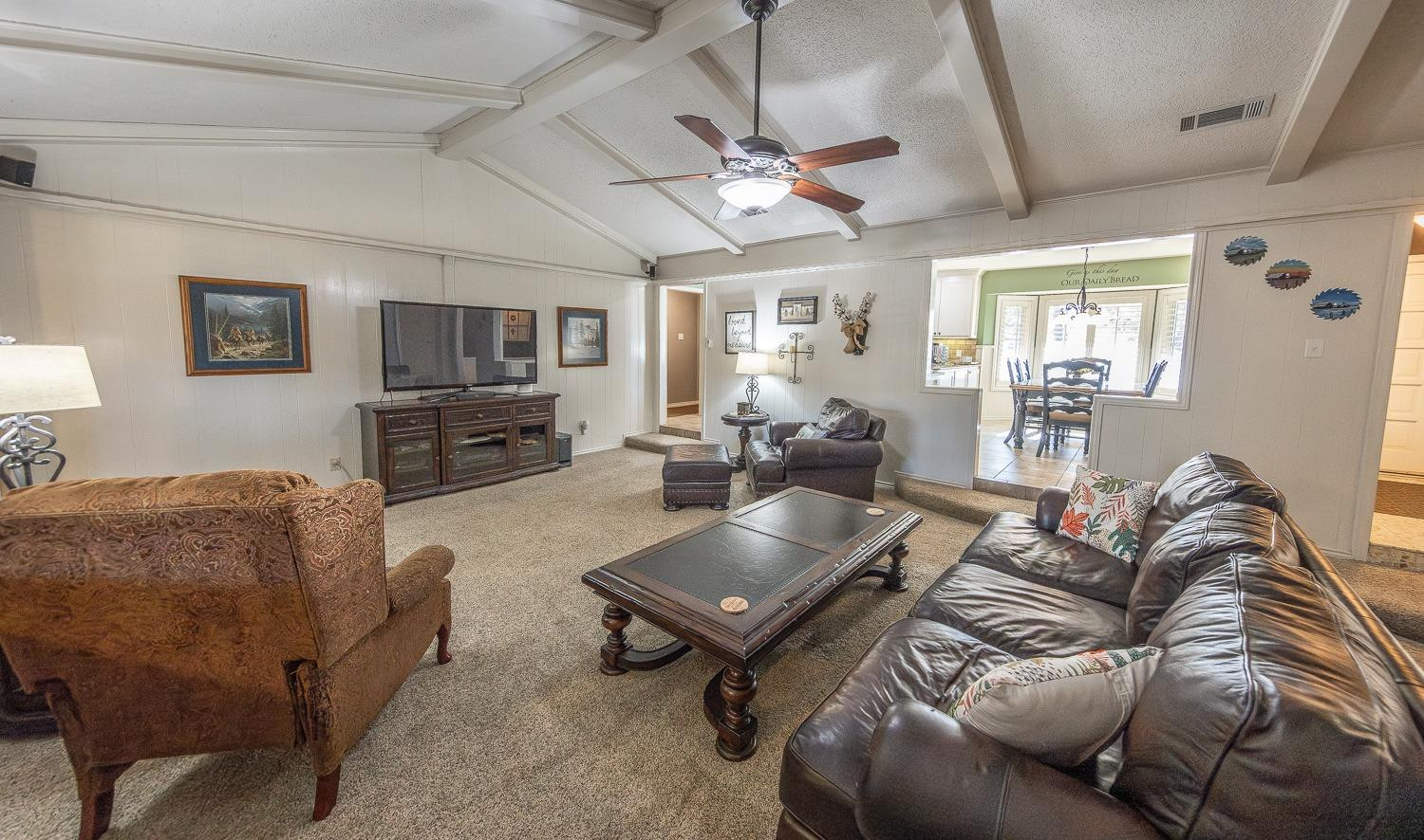 3214 77th Street Lubbock, TX 79423 - Photo 2 of 33 Photo 2