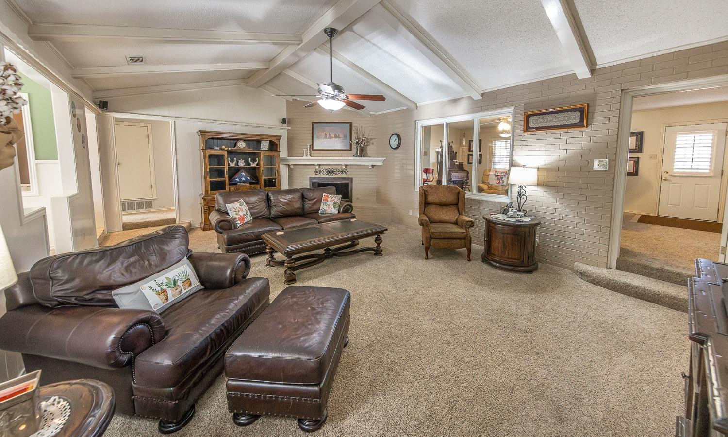 3214 77th Street Lubbock, TX 79423 - Photo 5 of 33 Photo 5