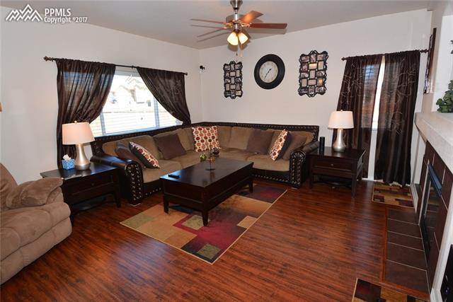 2295 Reed Grass Way Colorado Springs, CO 80915 - Photo 13 of 36 Gallery Image 13