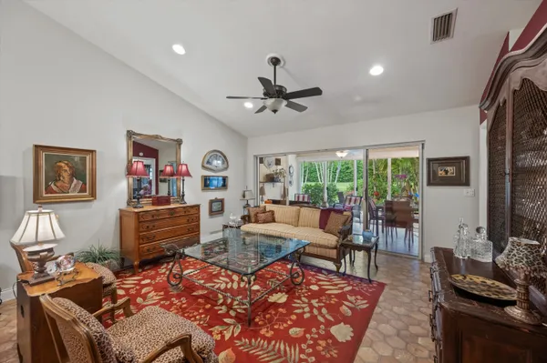 $339,995 | 7943 Lake Sands Drive, Delray Beach, FL 33446