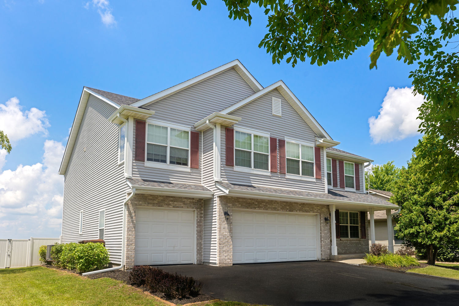 411 South Regulators Street Rochelle, IL 61068 - Photo 1 of 27