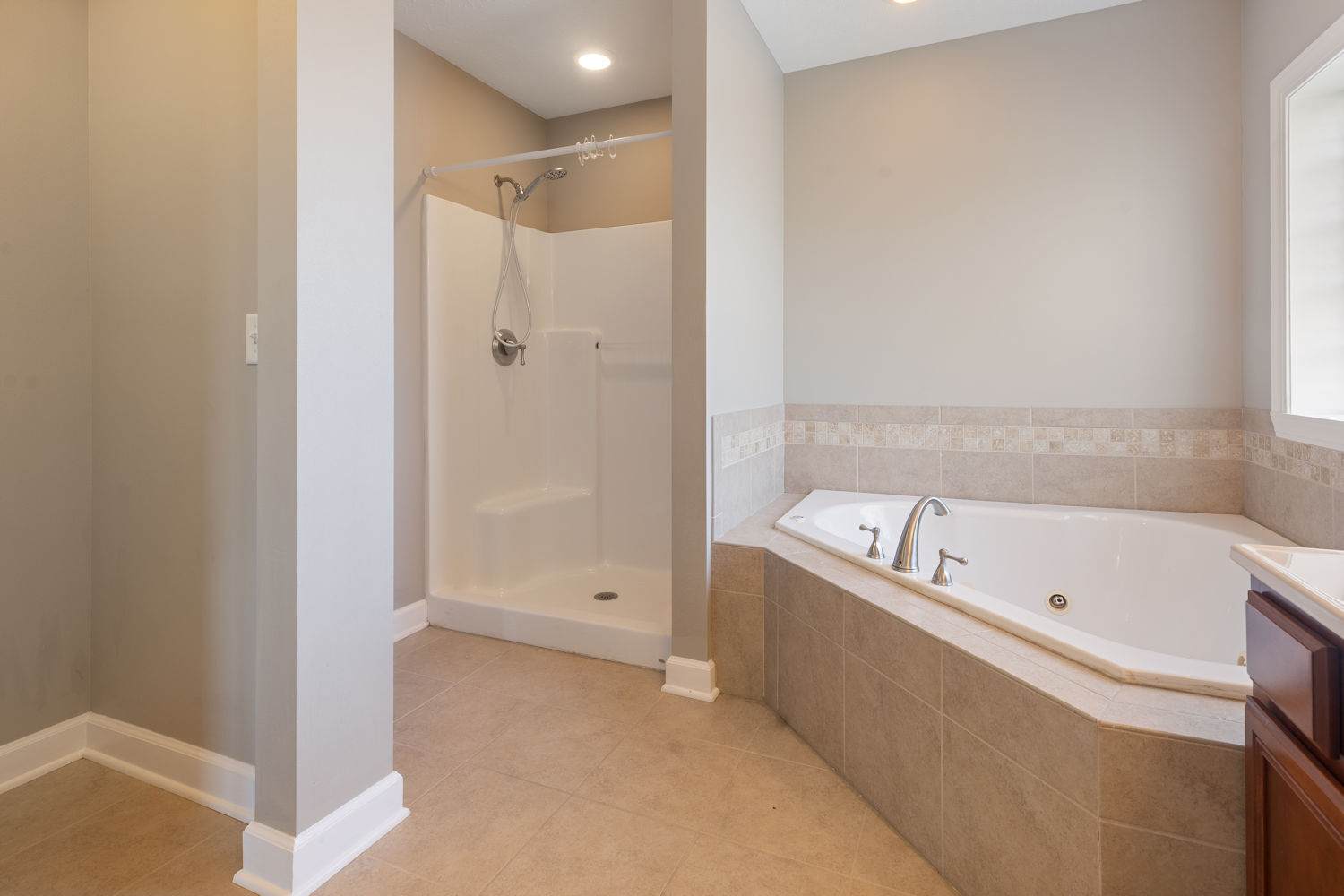 411 South Regulators Street Rochelle, IL 61068 - Photo 19 of 27