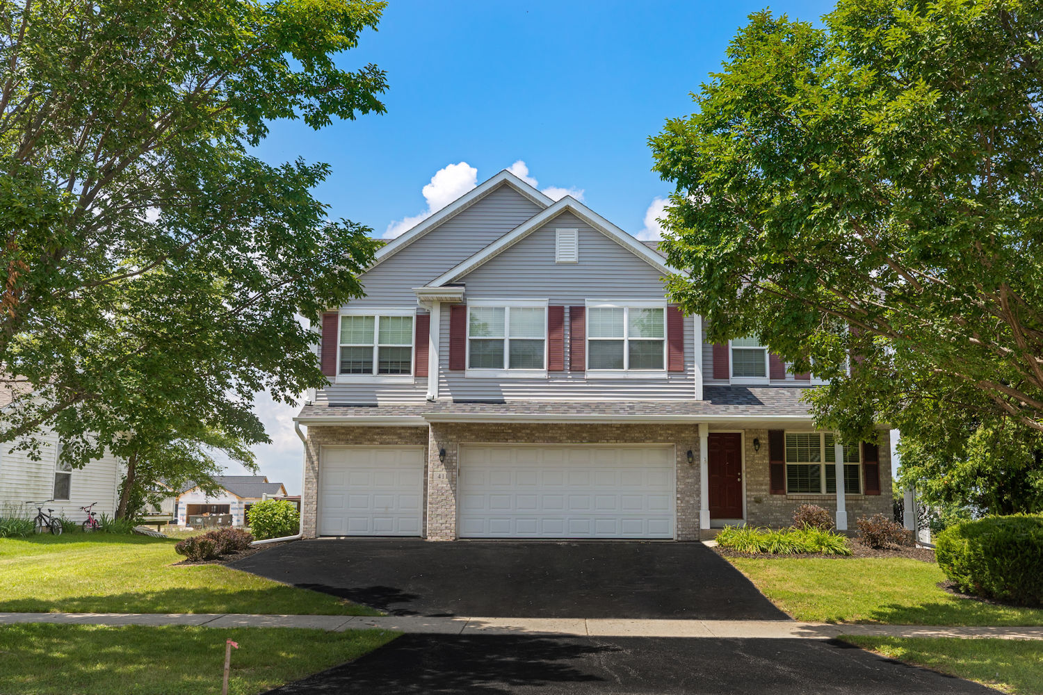 411 South Regulators Street Rochelle, IL 61068 - Photo 2 of 27
