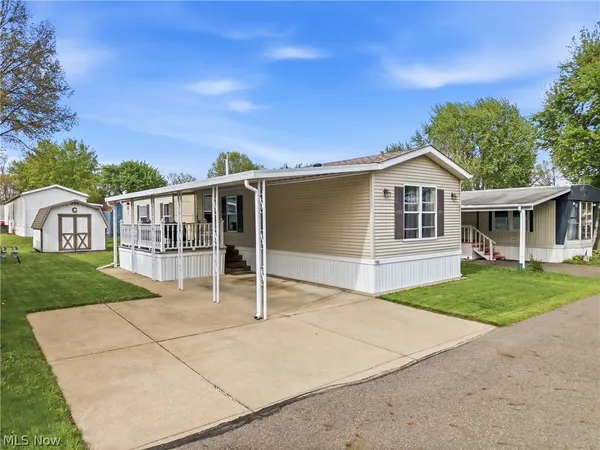 $37,500 | 18 Oakwood Street, Beloit, OH 44609