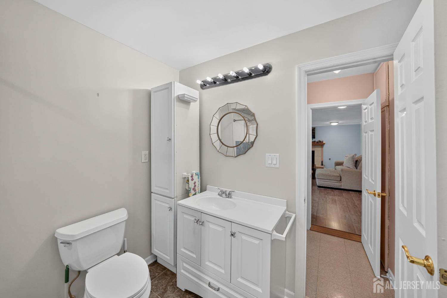 41 Weldon Road Edison, NJ 08817 - Photo 24 of 51