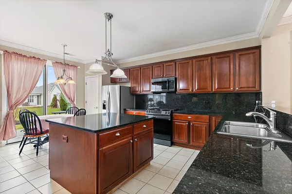 $465,000 | 13422 Dearborn Trail, Huntley, IL 60142