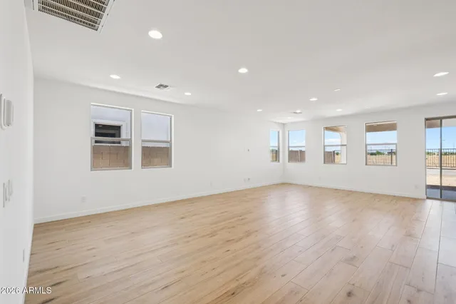 $572,568 | 7938 West Griswold Road, Peoria, AZ 85345