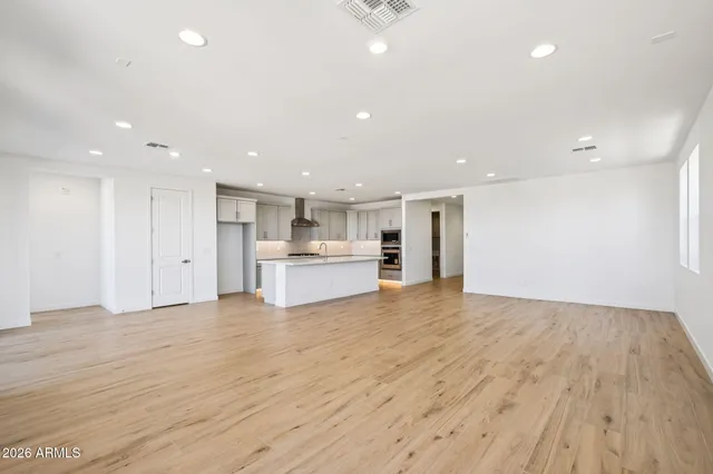 $572,568 | 7938 West Griswold Road, Peoria, AZ 85345