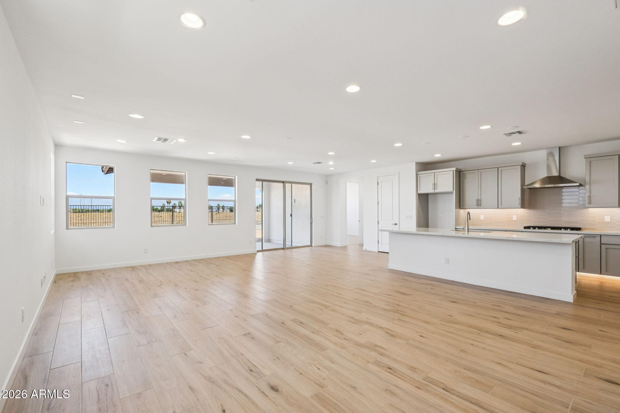 7938 West Griswold Road Peoria, AZ 85345 - Photo 22 of 31 Dining Room View B