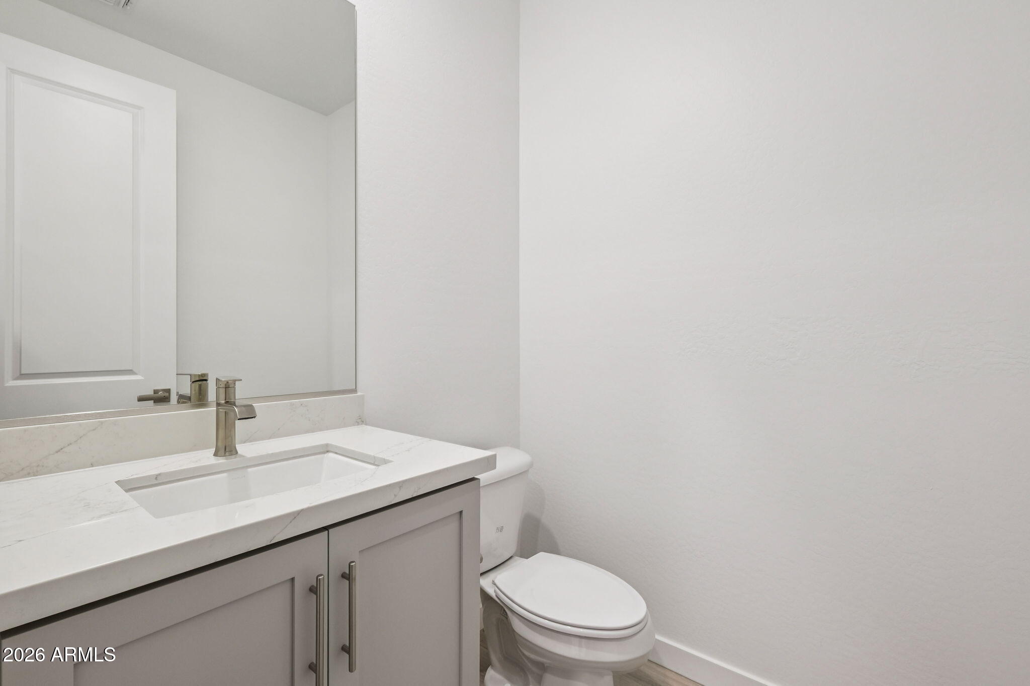 7938 West Griswold Road Peoria, AZ 85345 - Photo 10 of 31 Powder Room