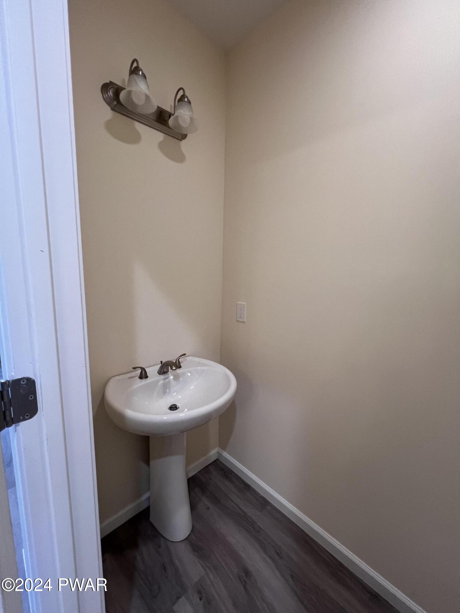 404 MacIntosh Way Matamoras, PA 18336 - Photo 22 of 37