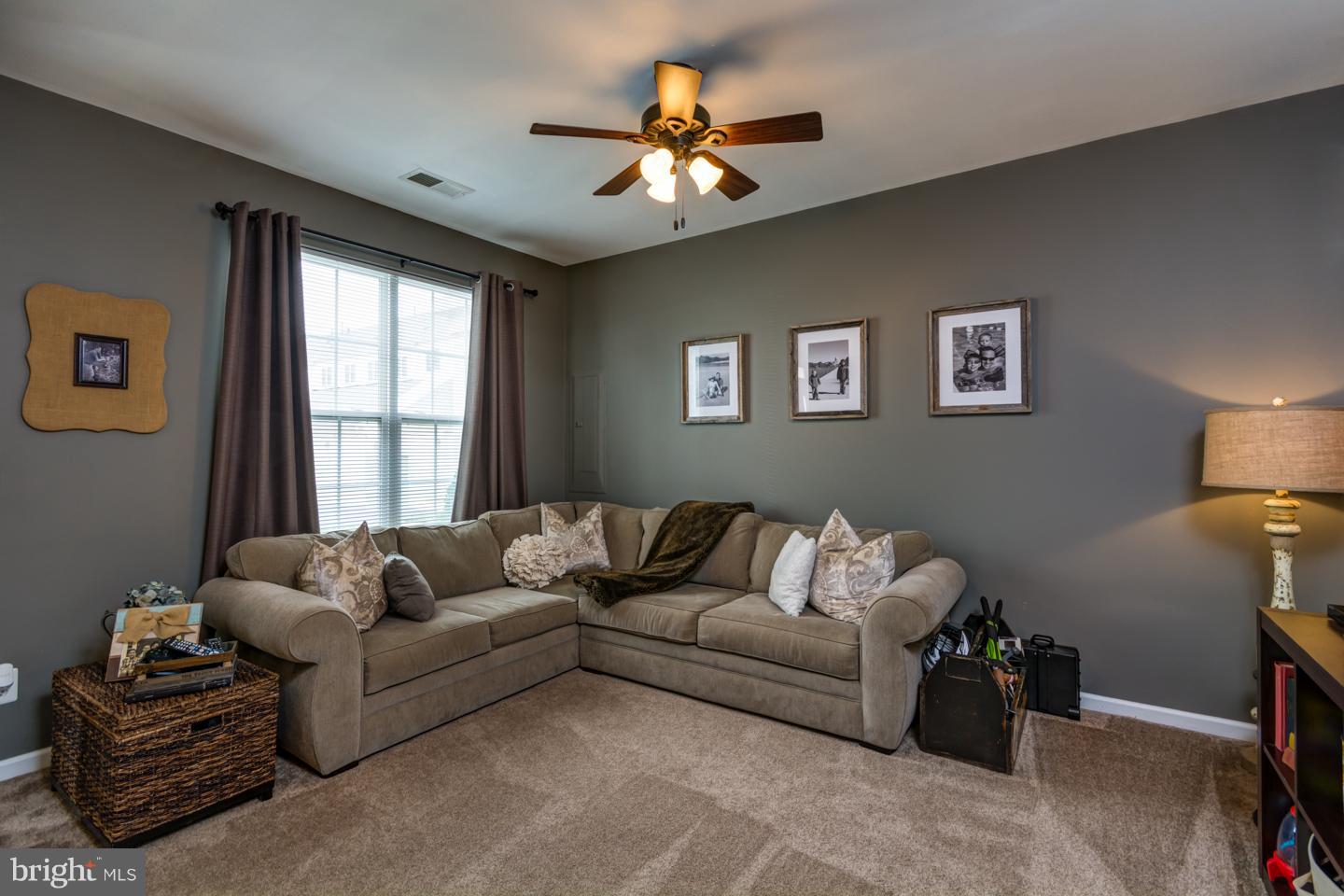 42433 Rockslide Terrace Ashburn, VA 20148 - Photo 6 of 28 Rec Room