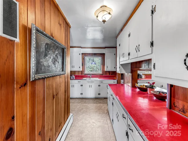 $4,500,000 | 1411 Cabin Creek Road, Zirconia, NC 28790