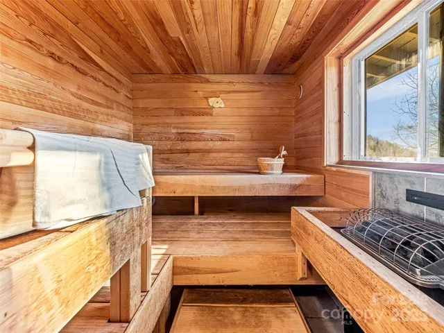 $4,500,000 | 1411 Cabin Creek Road, Zirconia, NC 28790