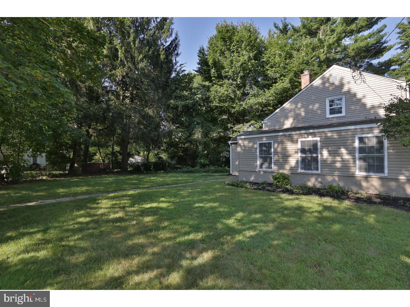 403 Oreland Mill Road Oreland, PA 19075 - Photo 22 of 23 Exterior Side