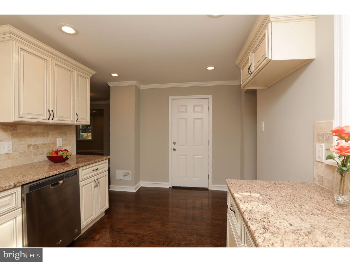 403 Oreland Mill Road Oreland, PA 19075 - Photo 4 of 23 Kitchen