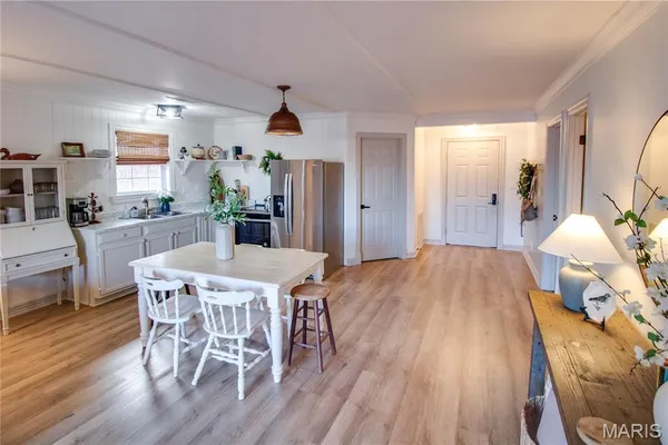 $150,000 | 11310 St Highway, Kampsville, IL 62053