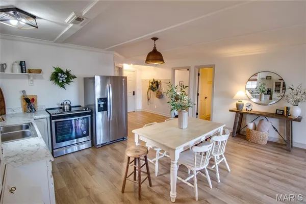 $150,000 | 11310 St Highway, Kampsville, IL 62053