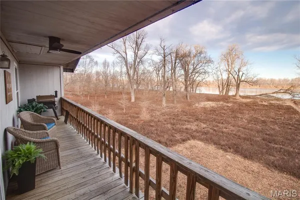 $150,000 | 11310 St Highway, Kampsville, IL 62053