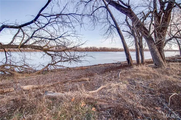 $150,000 | 11310 St Highway, Kampsville, IL 62053