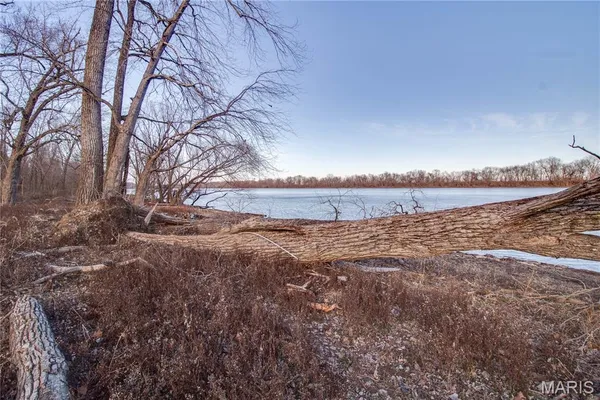 $150,000 | 11310 St Highway, Kampsville, IL 62053