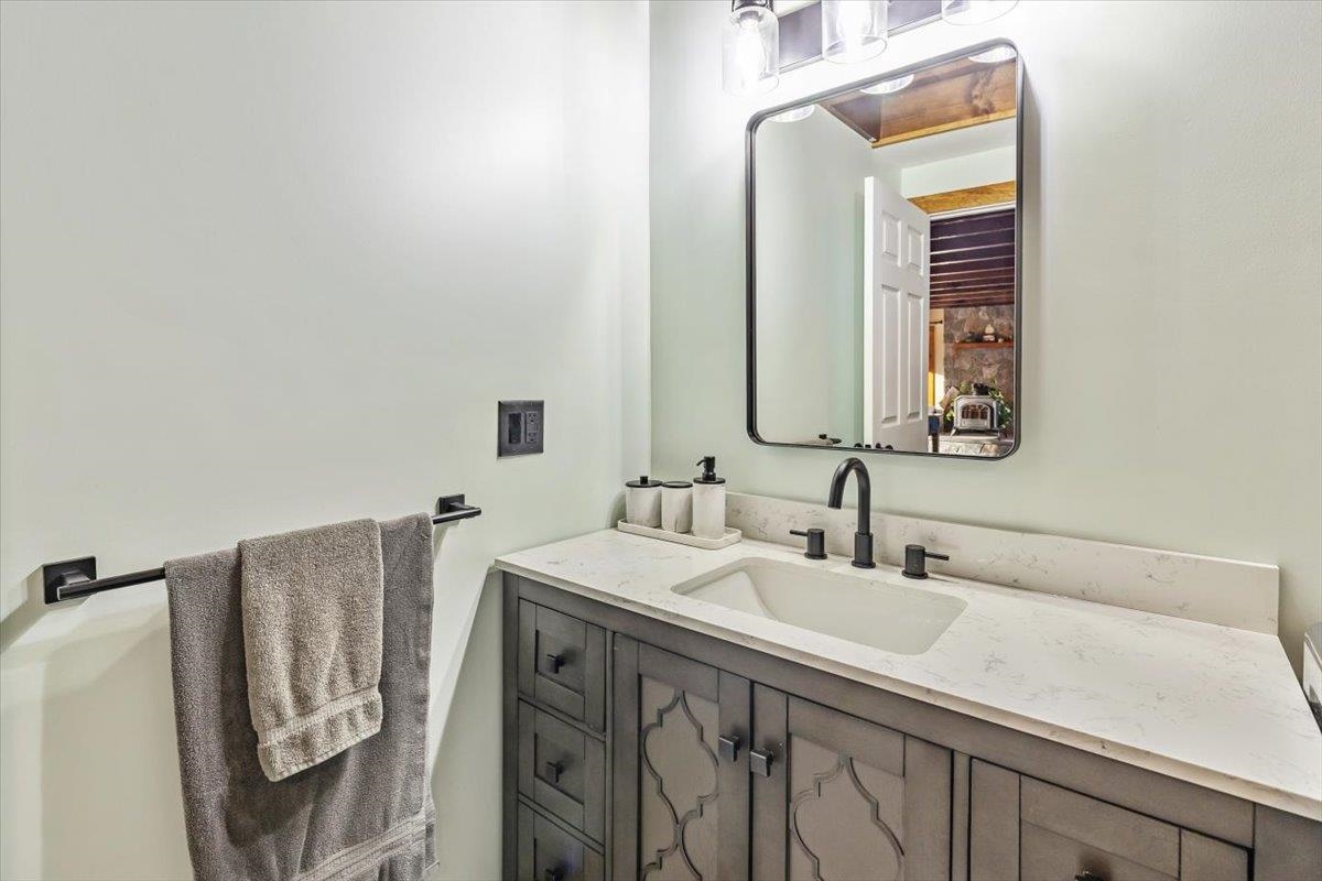 2700 French Hill Road St. Albans Town, VT 05478 - Photo 14 of 47