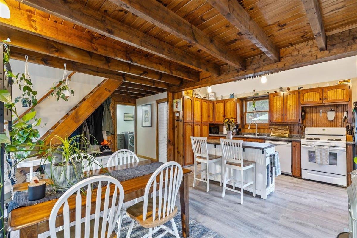 2700 French Hill Road St. Albans Town, VT 05478 - Photo 7 of 47