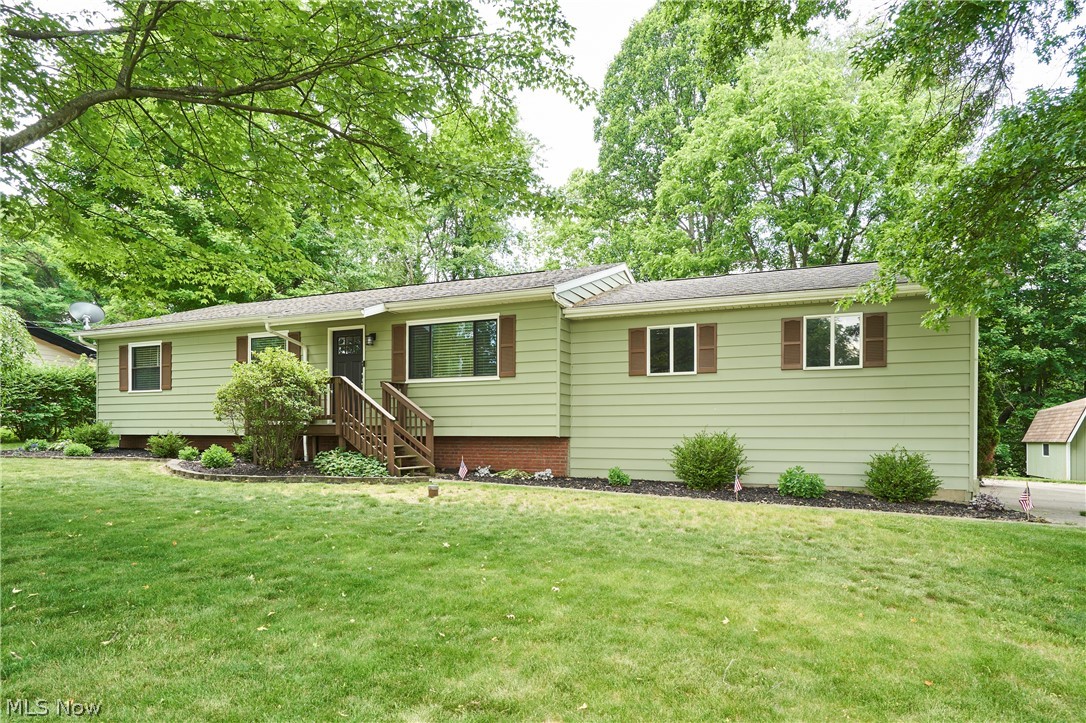 2808 Lynne Road Akron, OH 44312 - Photo 2 of 29 Gallery Image 2