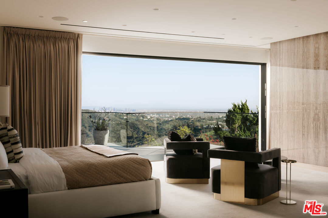 2180 1/2 Stradella Road Los Angeles, CA 90077 - Photo 10 of 21