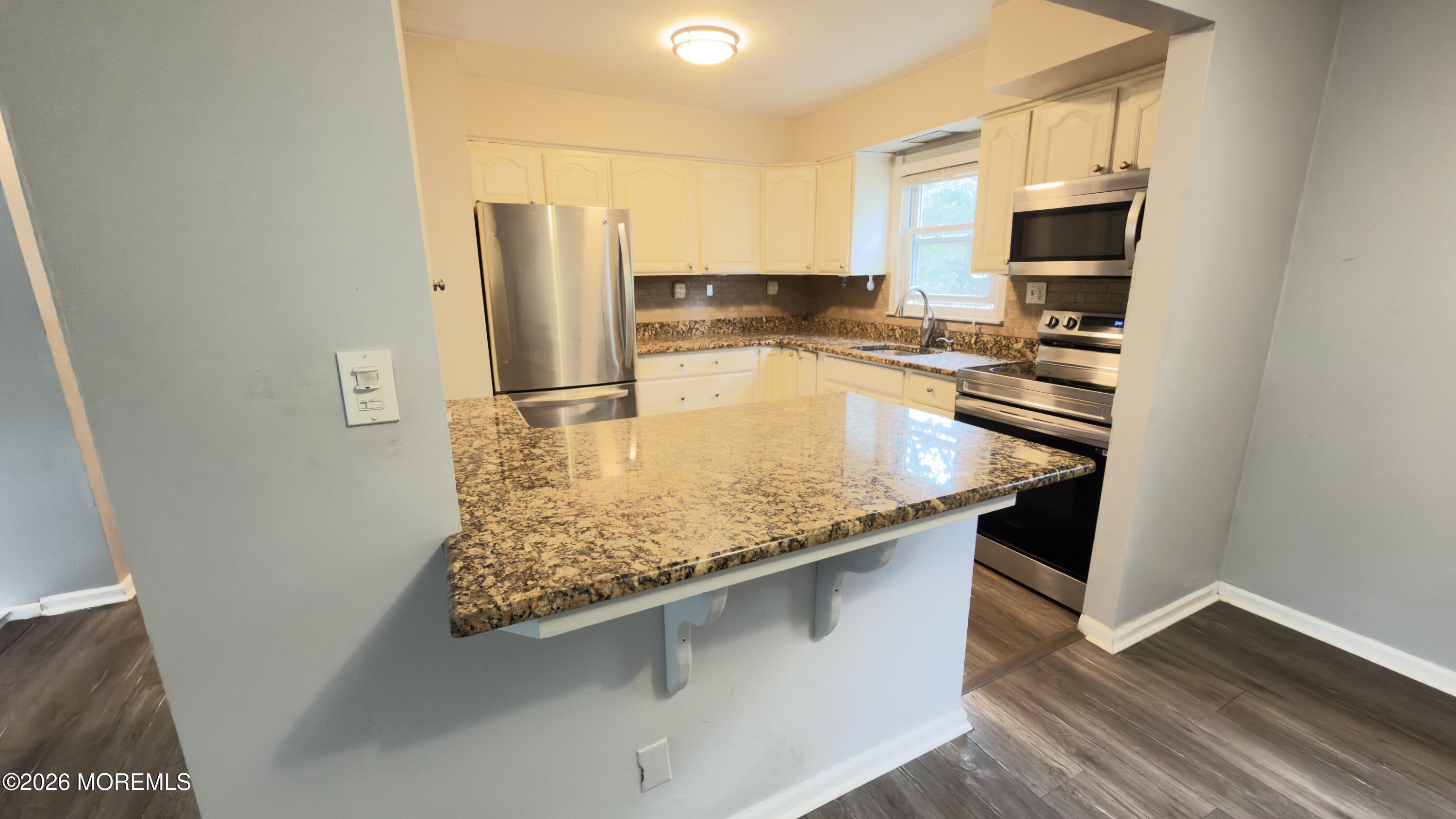 11 Maple Street Jackson, NJ 08527 - Photo 10 of 33 Kitchen