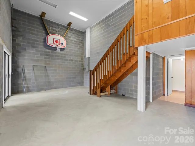 a view of an entryway